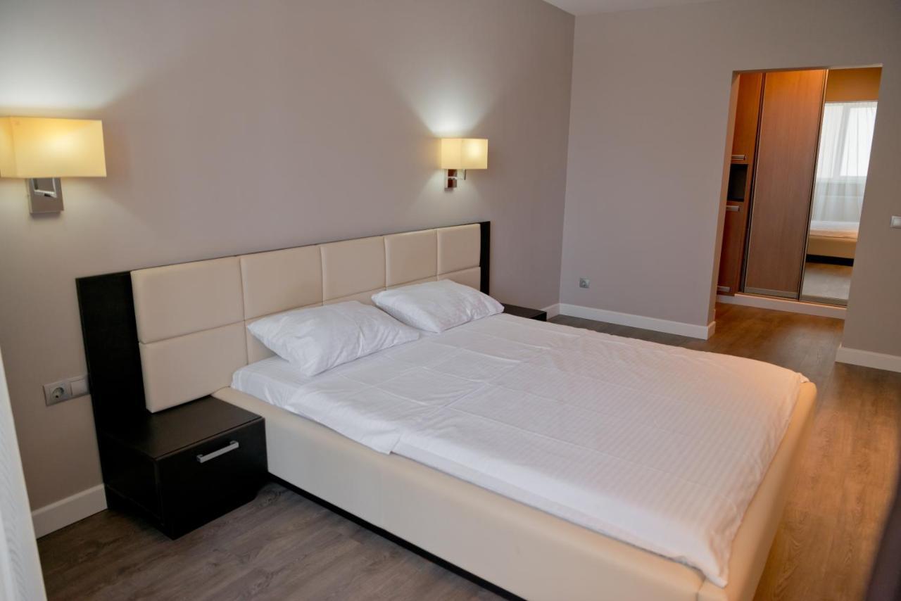 2 Bedroom Close To Center, Park And Shopping Center